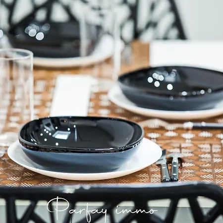 Et Moderne 2 Pièces ~ Confort Et Design Appartamento