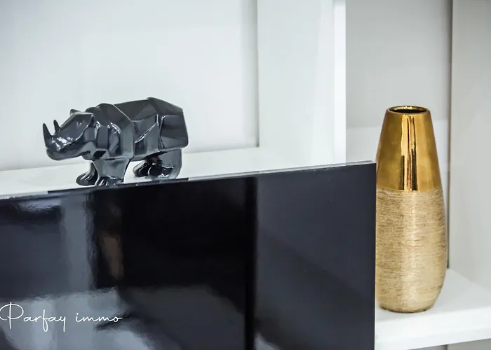 Agreable Et Moderne 2 Pieces ~ Confort Et Design كليرمونت-فيراند